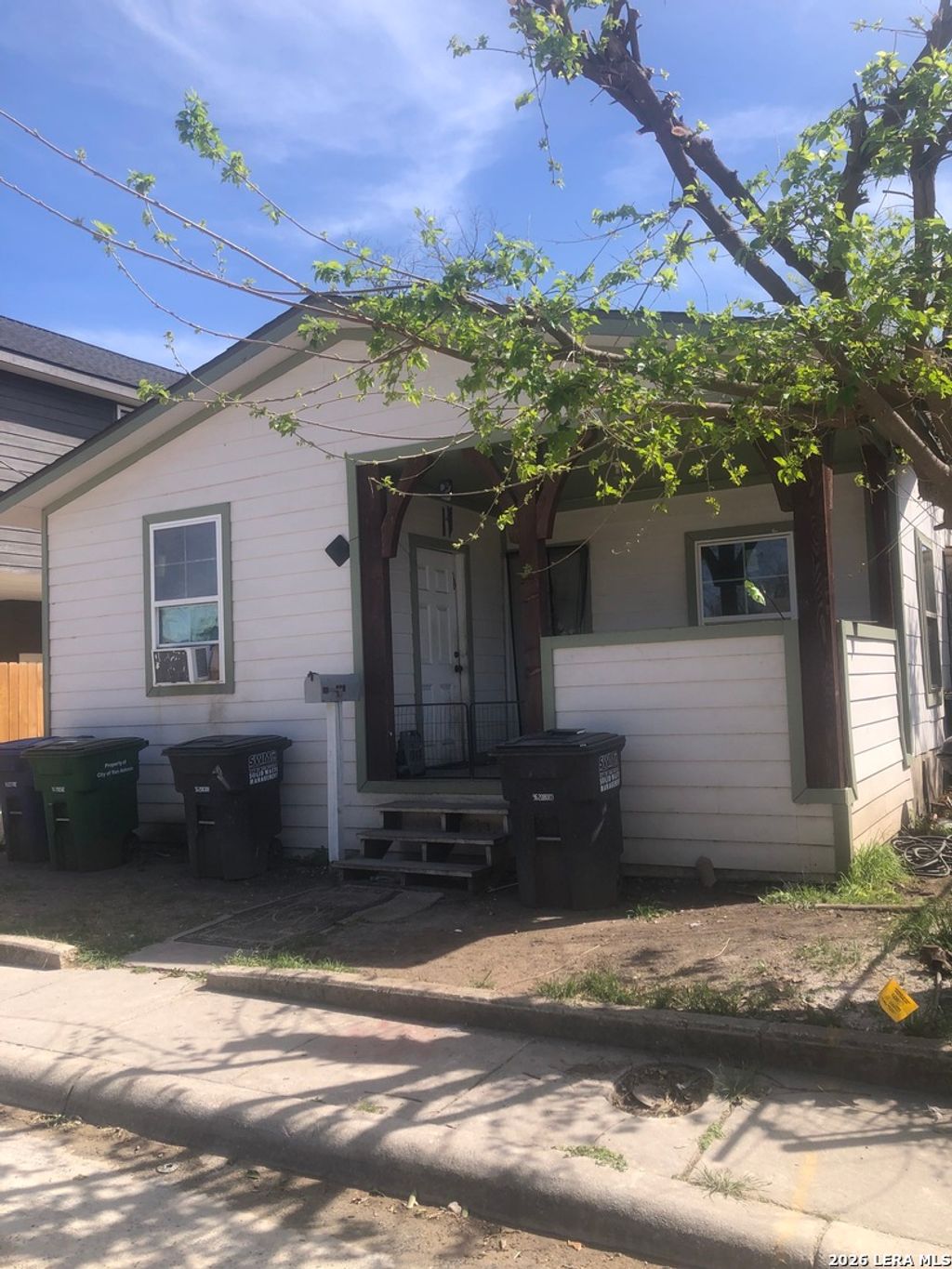 Photo of 454 Blue Bonnet, San Antonio, TX 78202 (MLS # 1951468)