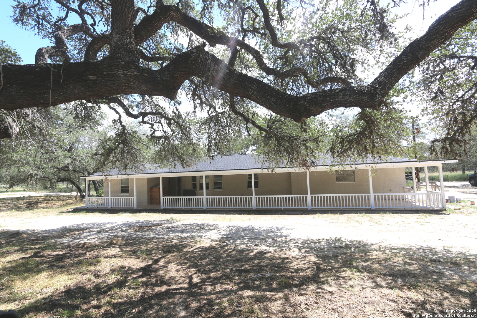 1116 Hummingbird Lane