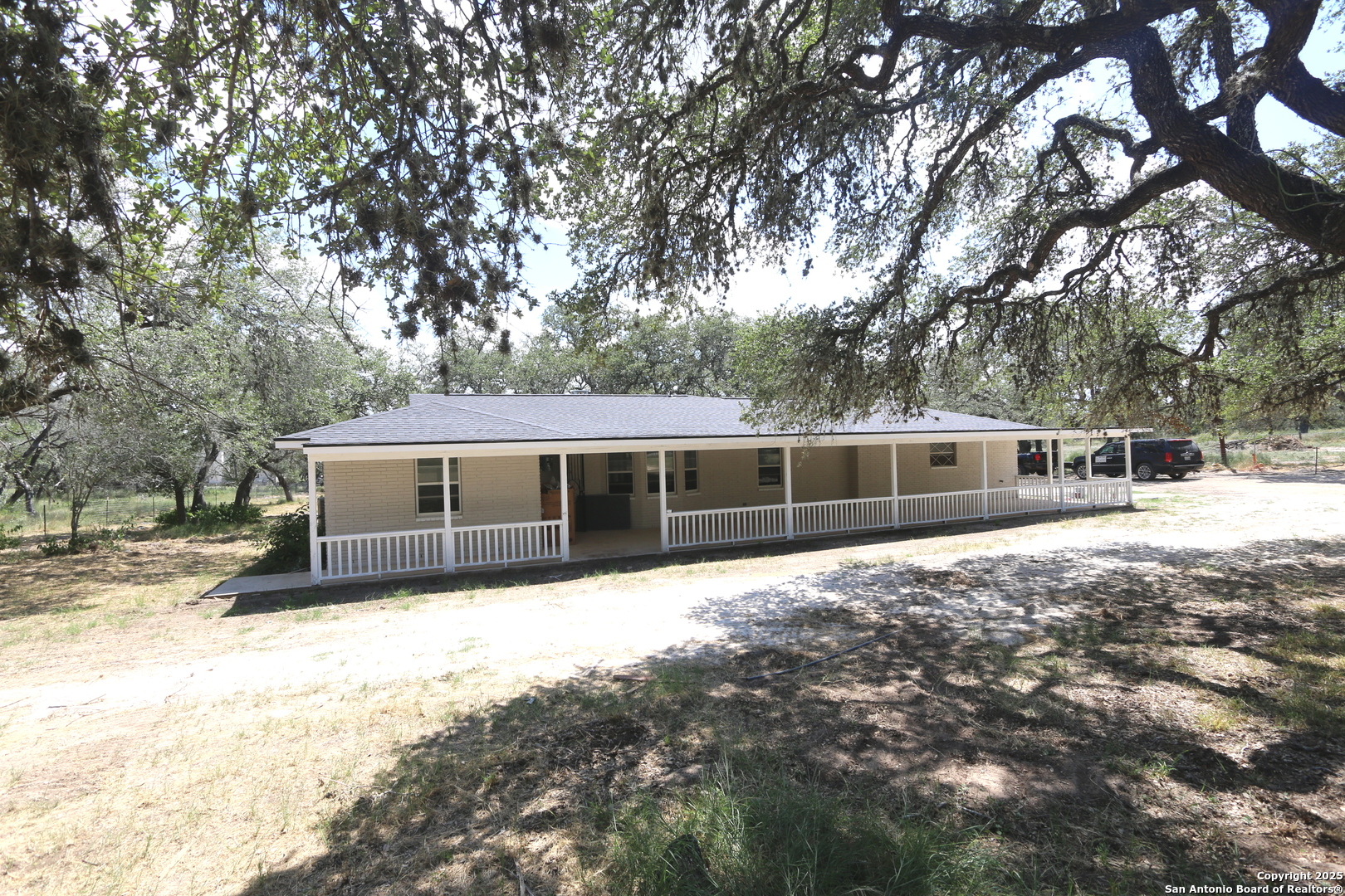 1116 Hummingbird Lane