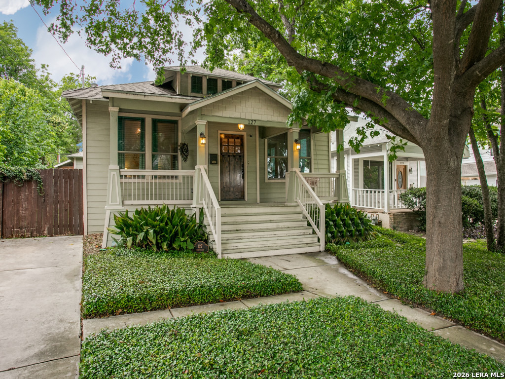 127 MONTCLAIR ST