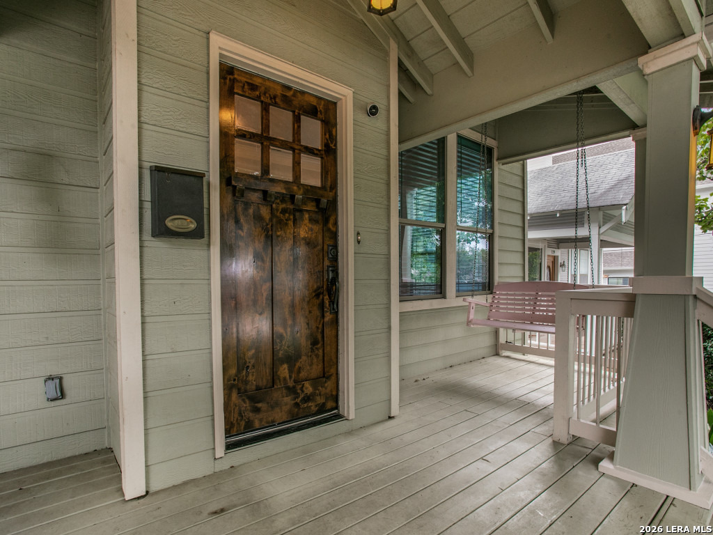 127 MONTCLAIR ST