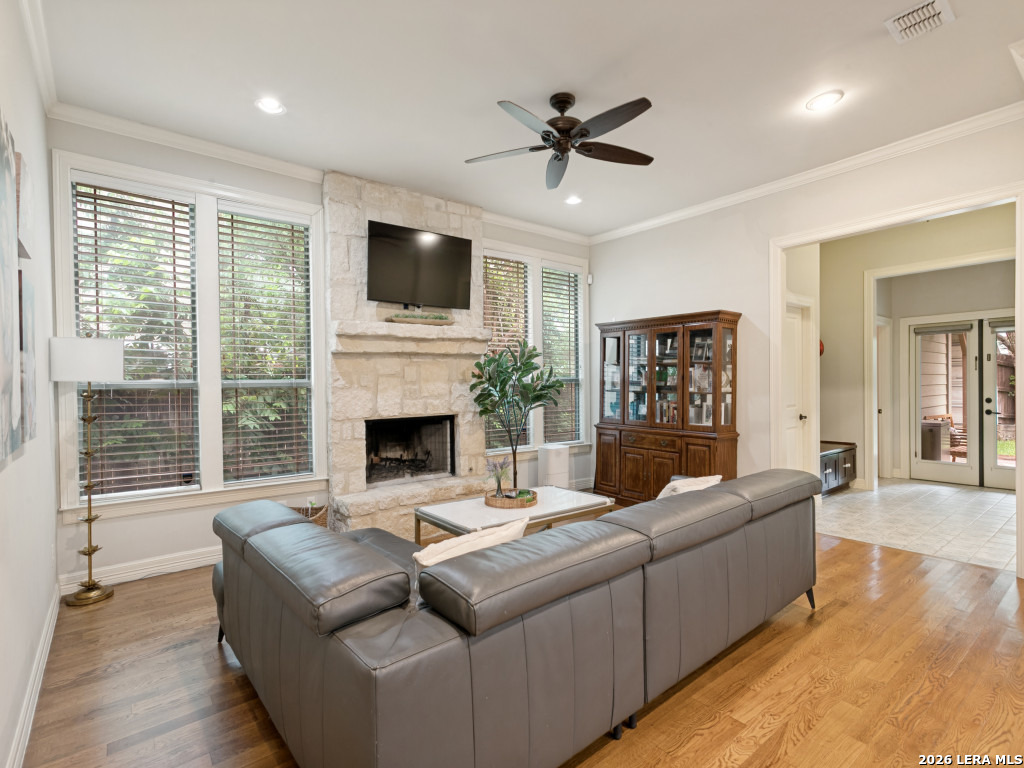 127 MONTCLAIR ST