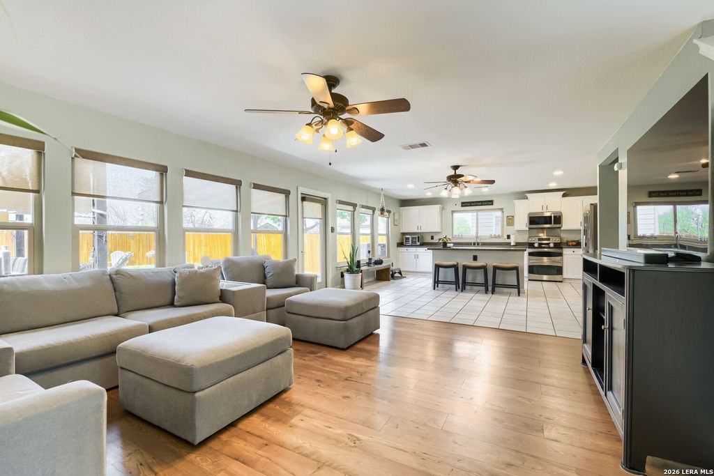 Photo of 5811 Walnut Mill Dr, San Antonio, TX 78244 (MLS # 1951051)