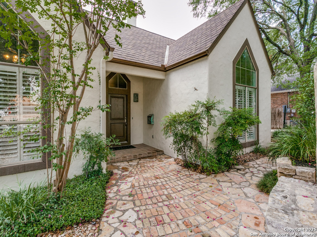 256 Montclair