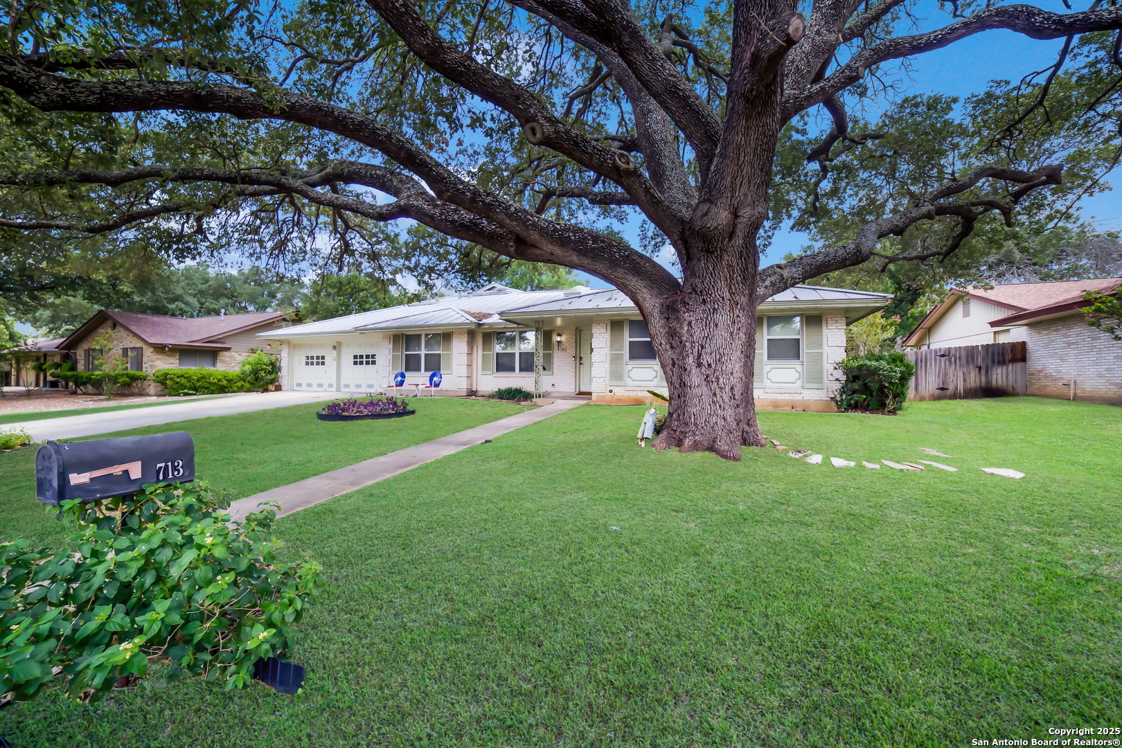 713 Fawndale