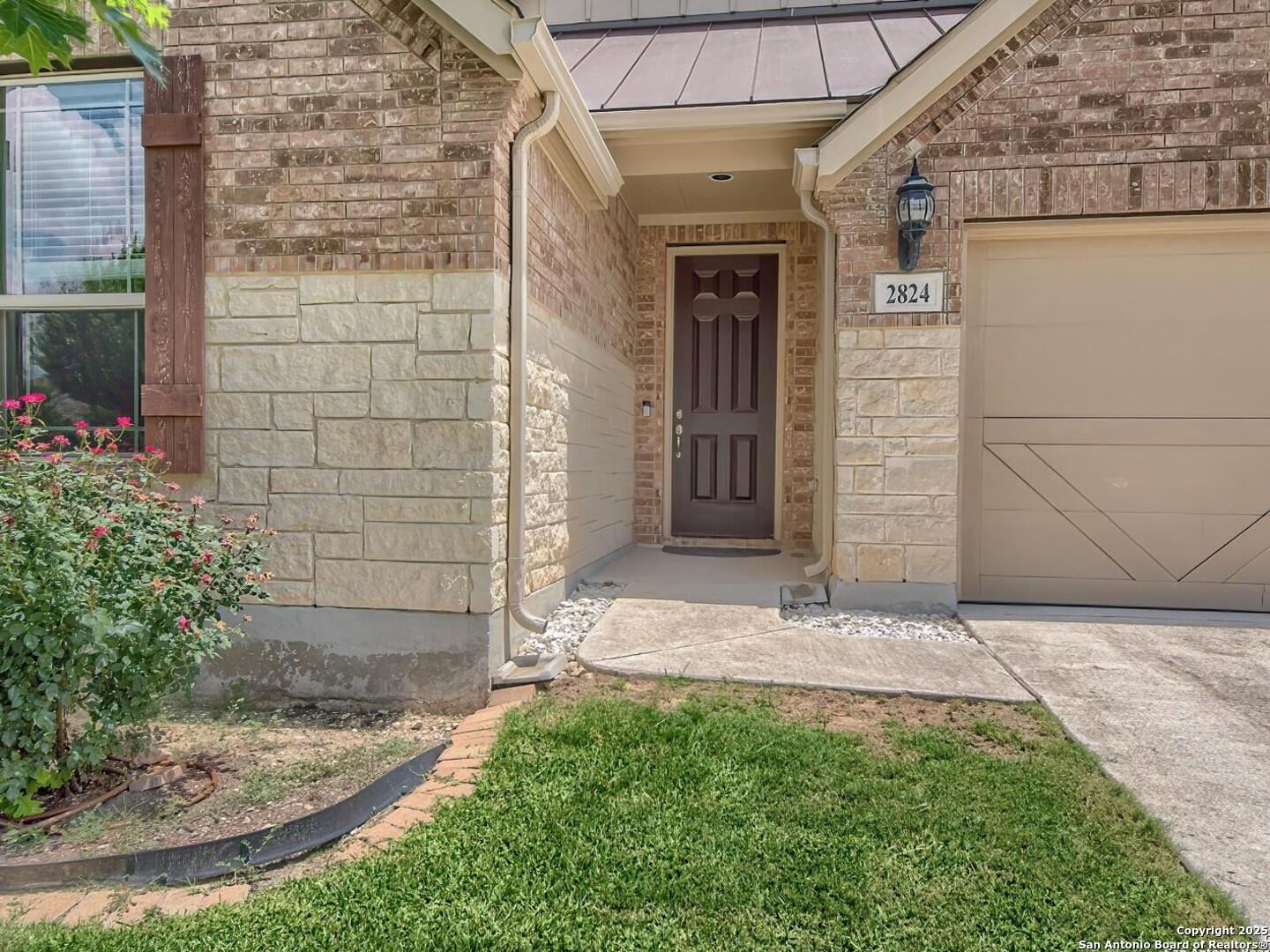 2824 Lake Highlands