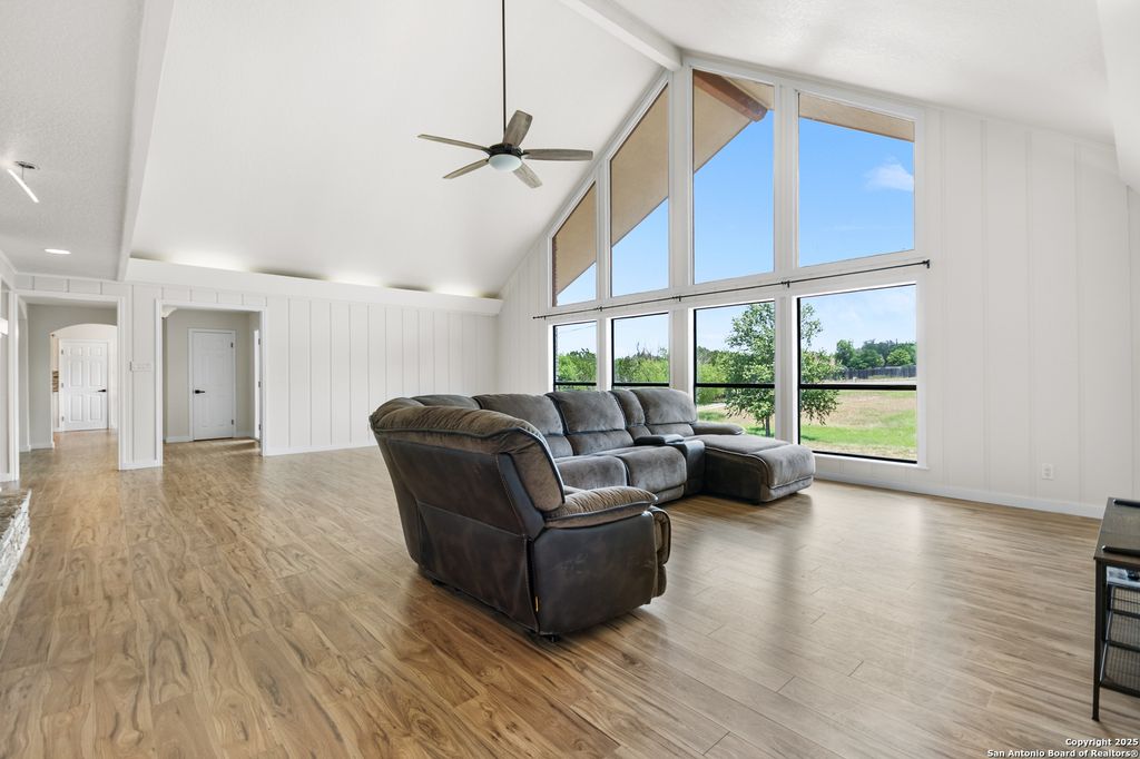 Photo of 2044 Medina Hwy, Kerrville, TX 78028 (MLS # 1829904)