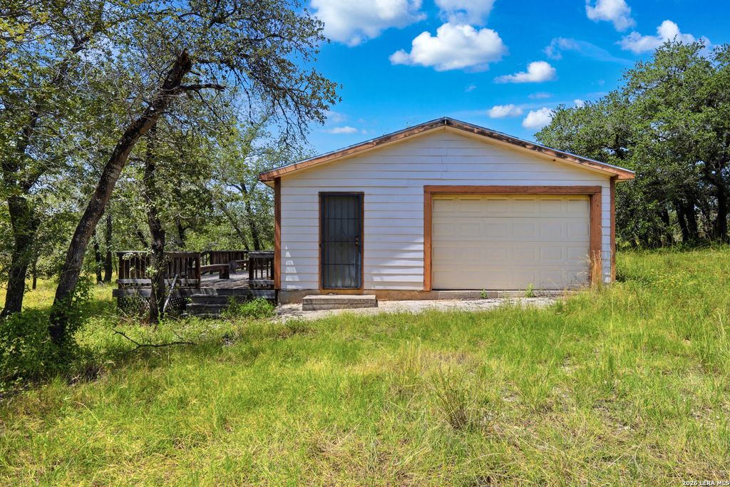 Photo of 1440 Clear Lake Loop, Poteet, TX 78065 (MLS # 1993347)