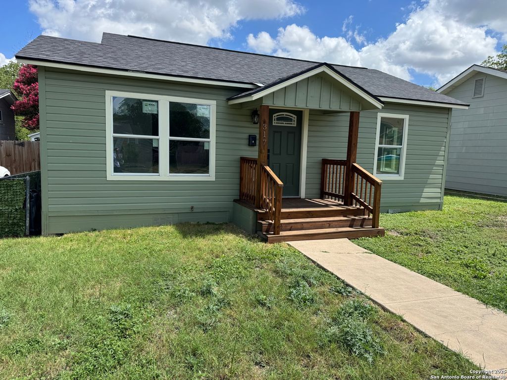 Photo of 317 Avant, San Antonio, TX 78210 (MLS # 1879940)