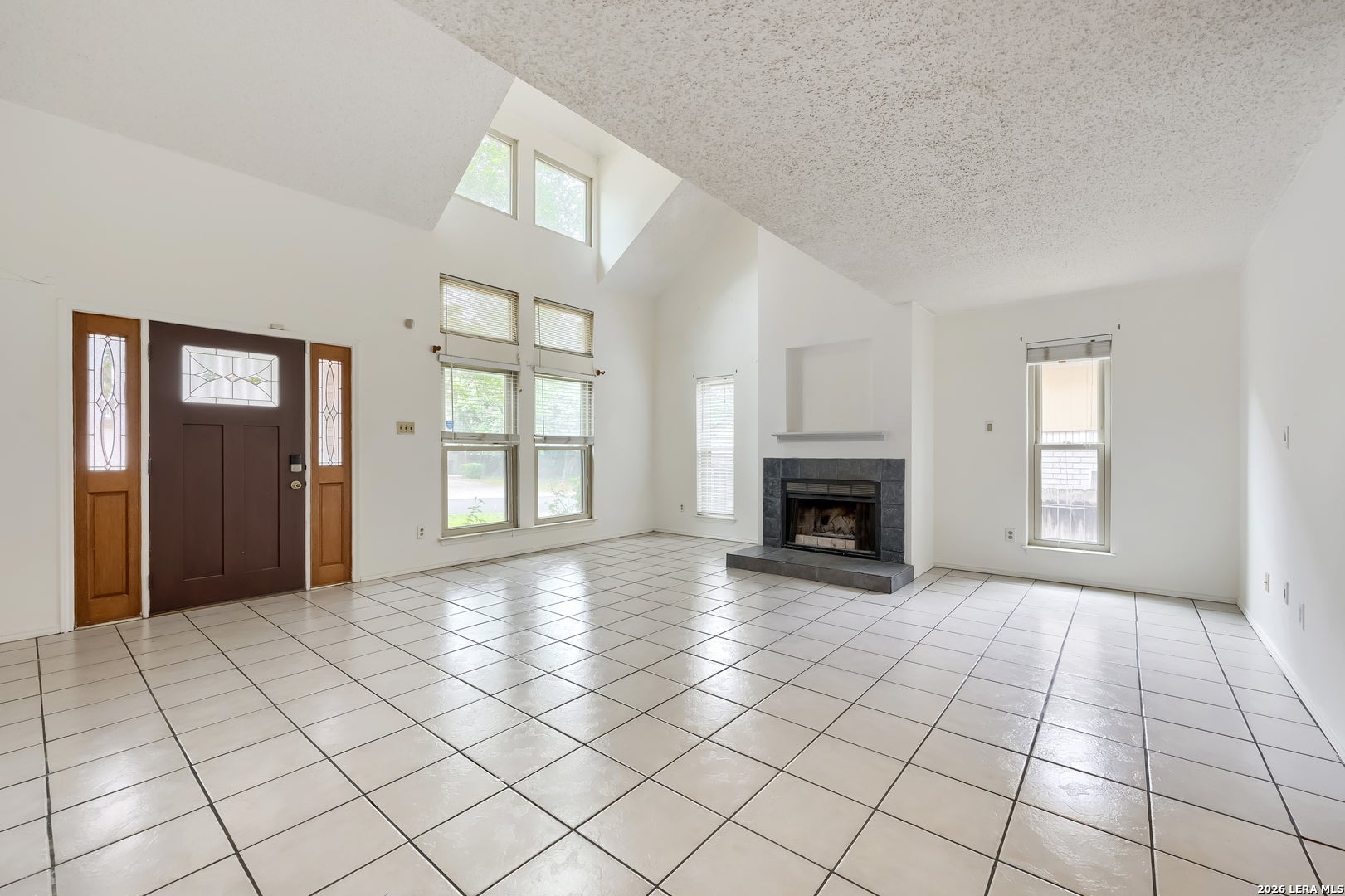 2533 Montebello