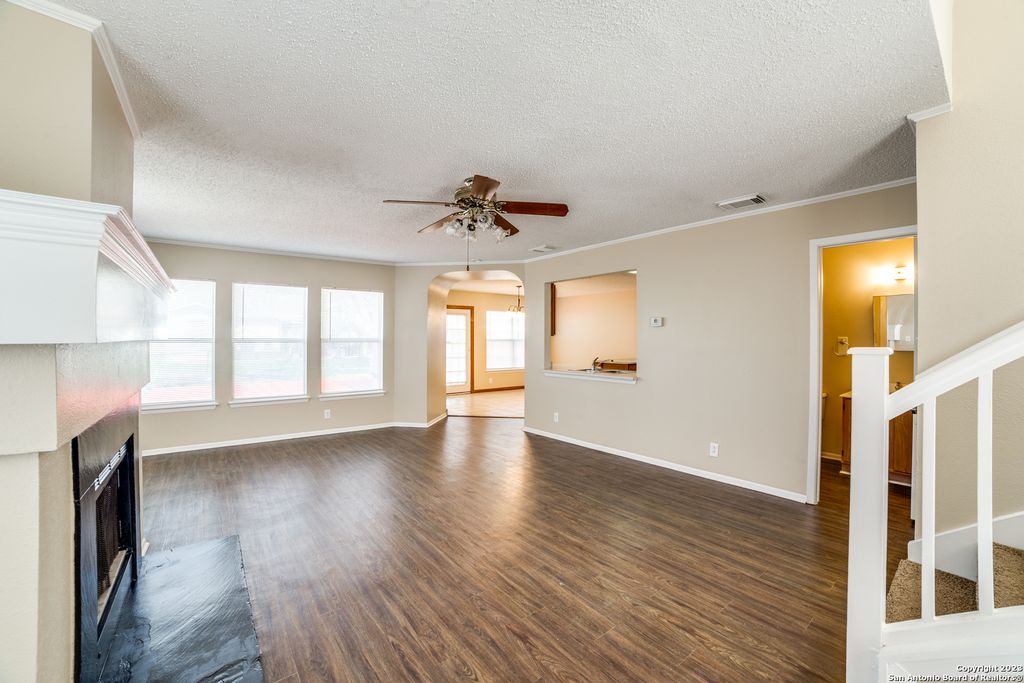 Photo of 2943 broad plain, San Antonio, TX 78245 (MLS # 1921978)