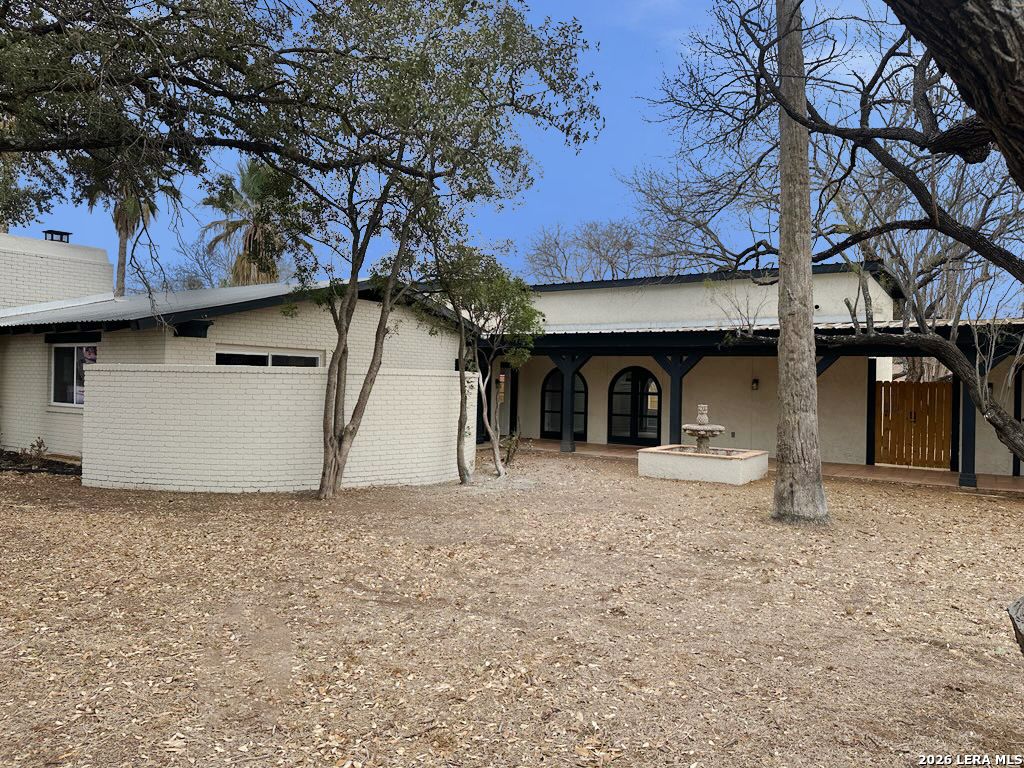 Photo of 1228 E San Marcos St, Pearsall, TX 78061 (MLS # 1944162)
