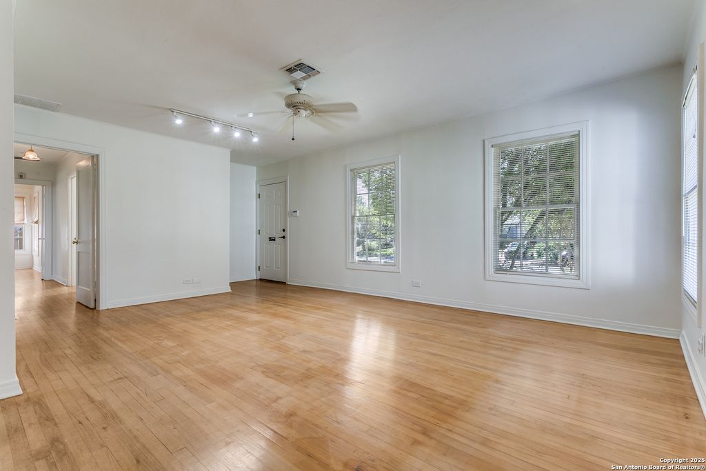 Photo of 239 Brees, San Antonio, TX 78209 (MLS # 1920495)