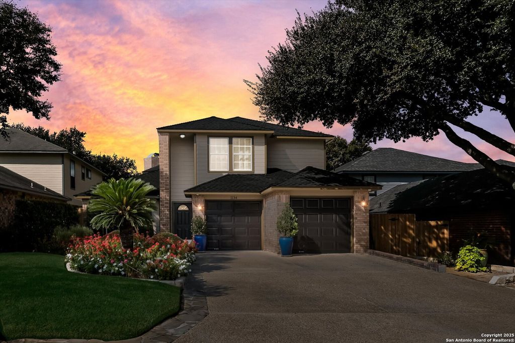Photo of 1134 Summit Crest, San Antonio, TX 78258 (MLS # 1918286)