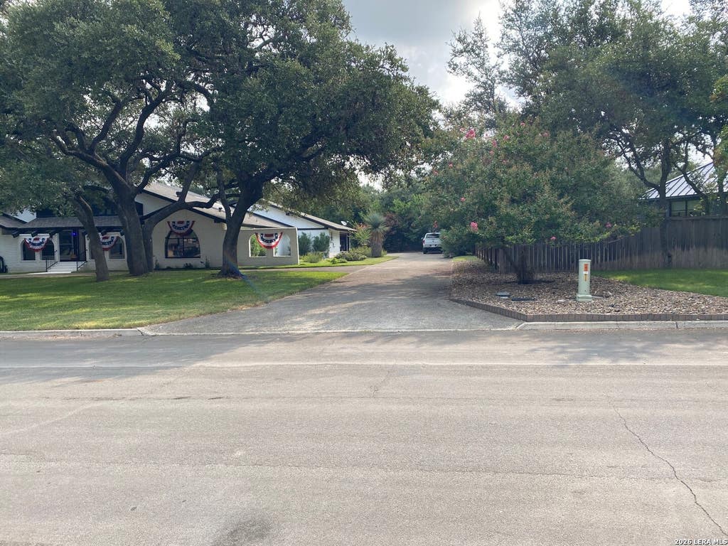 Photo of 29616 No Le Hace Drive, Fair Oaks Ranch, TX 78015 (MLS # 2007064)