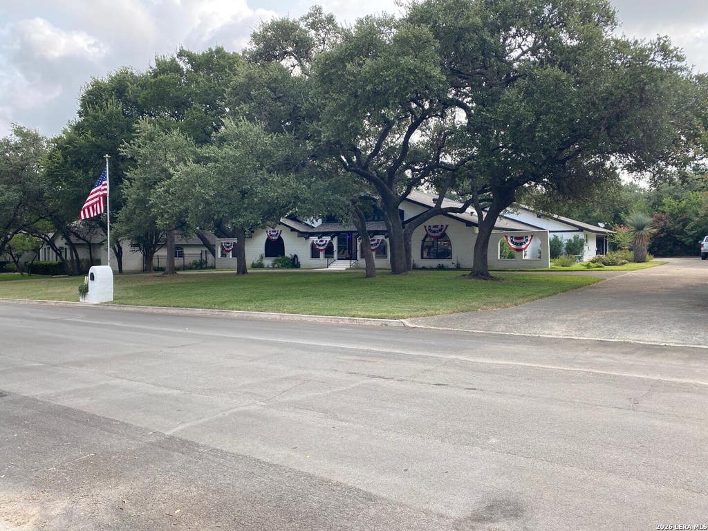 Photo of 29616 No Le Hace Drive, Fair Oaks Ranch, TX 78015 (MLS # 2007064)