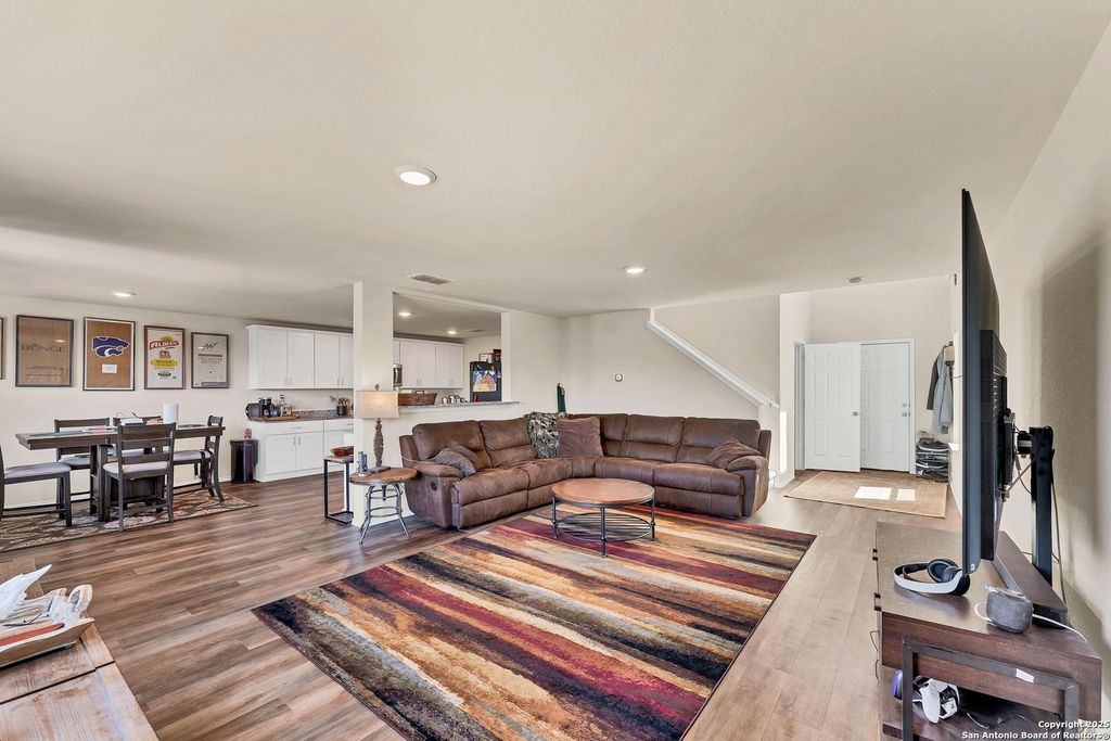 Photo of 6007 Bluestem Way, San Antonio, TX 78218 (MLS # 1850922)