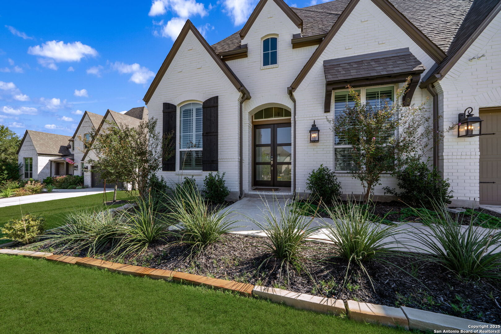8608 Shady Gate