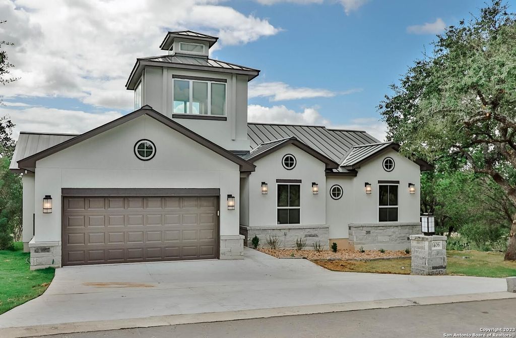 Photo of 1406 PROSPECT, Horseshoe Bay, TX 78657 (MLS # 1734032)