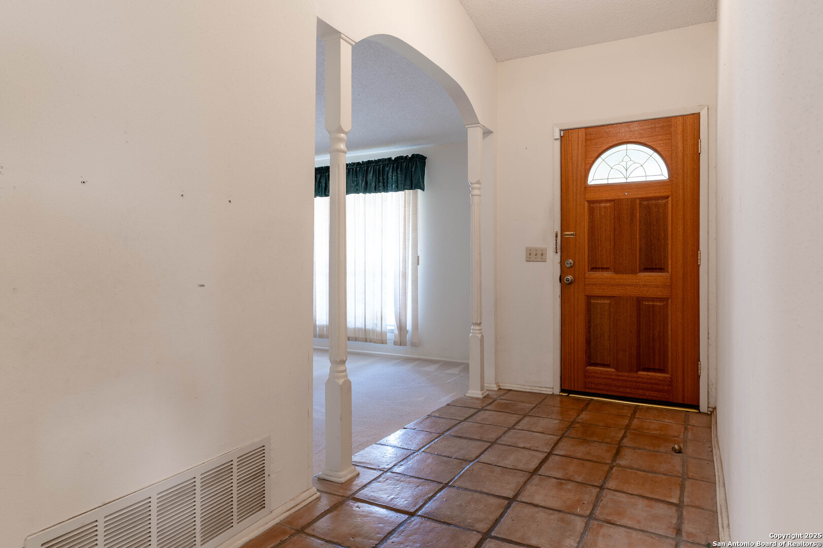 5302 Las Campanas