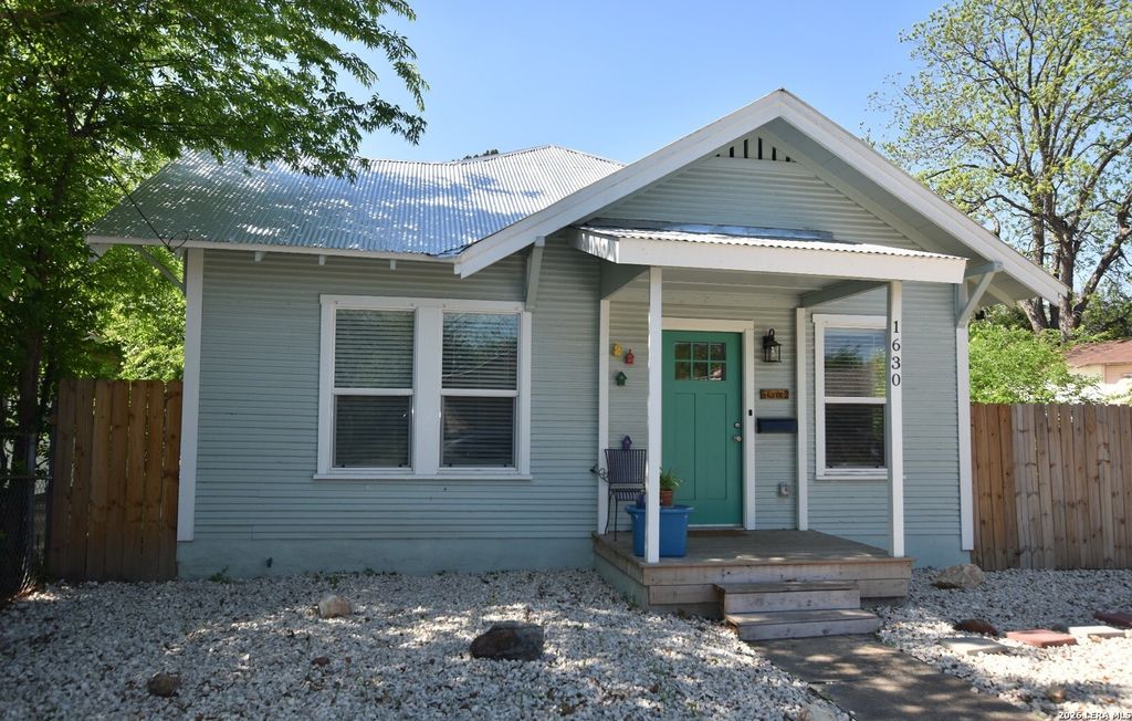 Photo of 1630 W Craig, San Antonio, TX 78201 (MLS # 1973674)