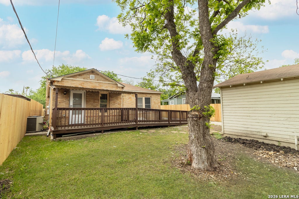 Photo of 115 BROADBENT AVE, San Antonio, TX 78210 (MLS # 1959176)