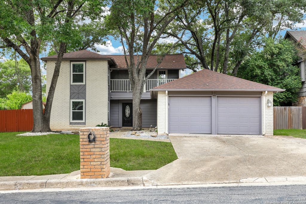 Photo of 13319 Stairock, San Antonio, TX 78248 (MLS # 1915931)