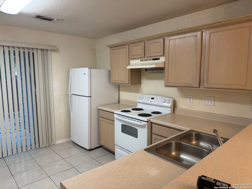 Photo of 11 Bratton, San Antonio, TX 78245 (MLS # 1913330)