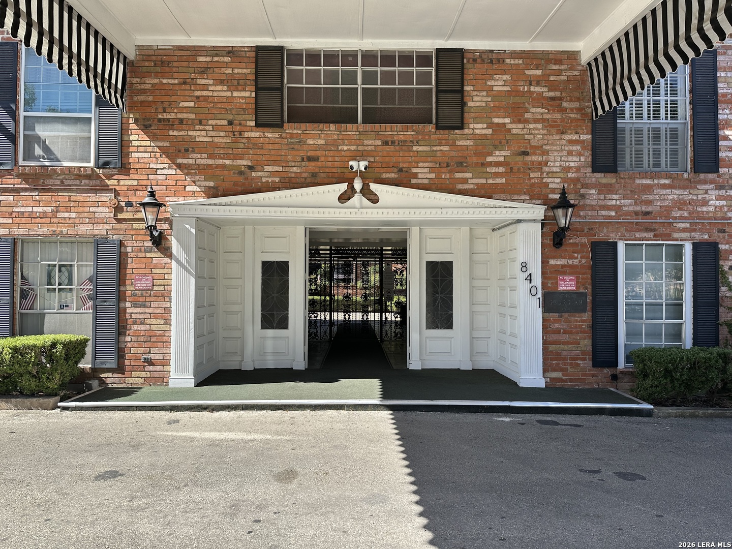 8401 N New Braunfels 213A