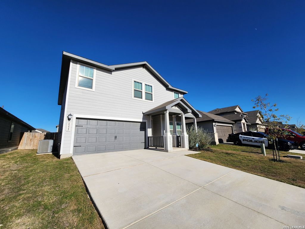 Photo of 1225 Ella Crossing, New Braunfels, TX 78130 (MLS # 1938910)