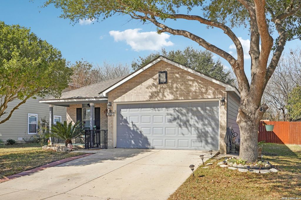 Photo of 7835 Saddle Run, Selma, TX 78154 (MLS # 1937420)