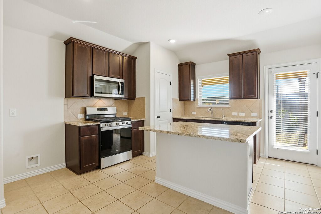 Photo of 2035 Cowan, New Braunfels, TX 78132 (MLS # 1919645)