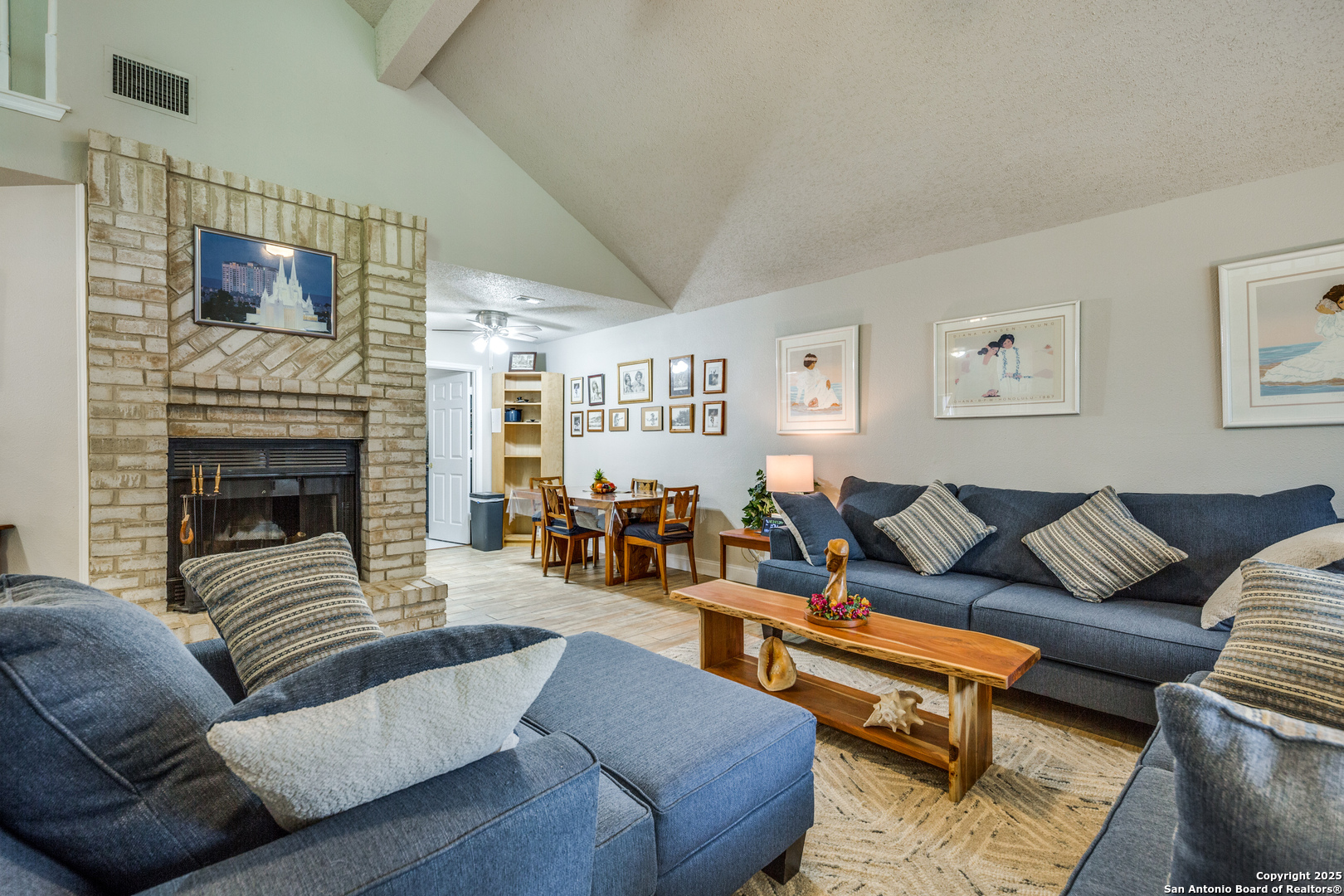 1027 Hedgestone