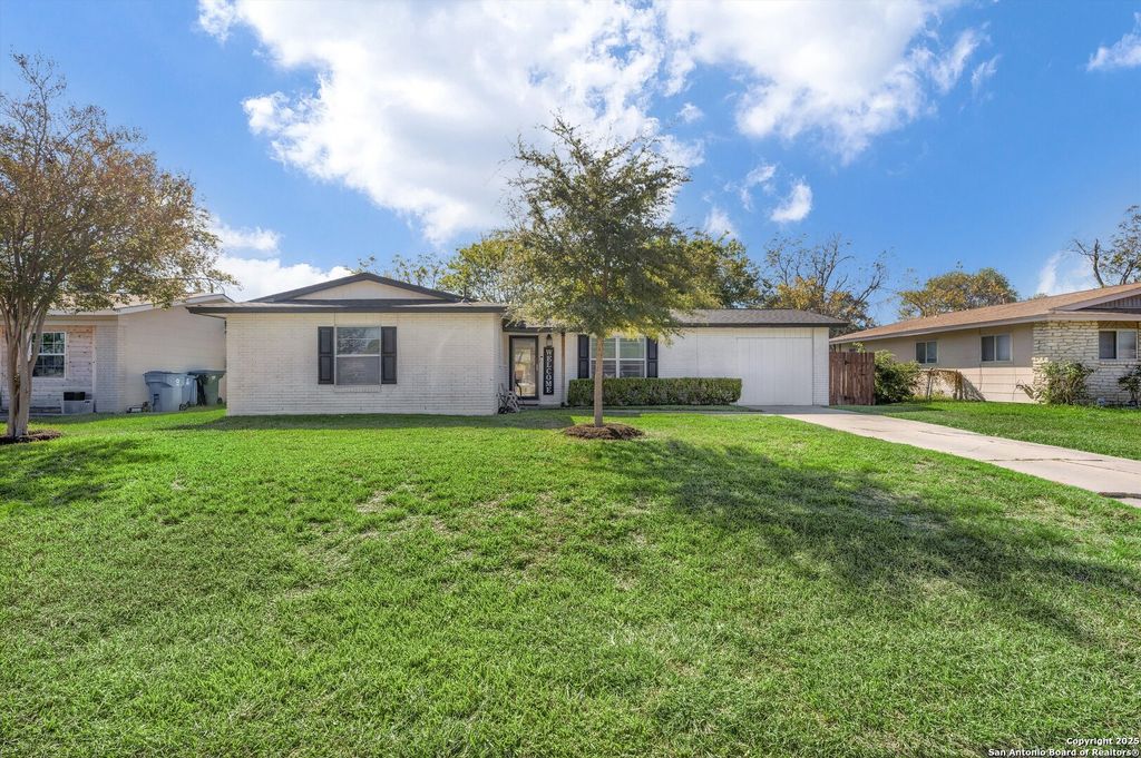 Photo of 5202 Coral Mist, Kirby, TX 78219 (MLS # 1922877)