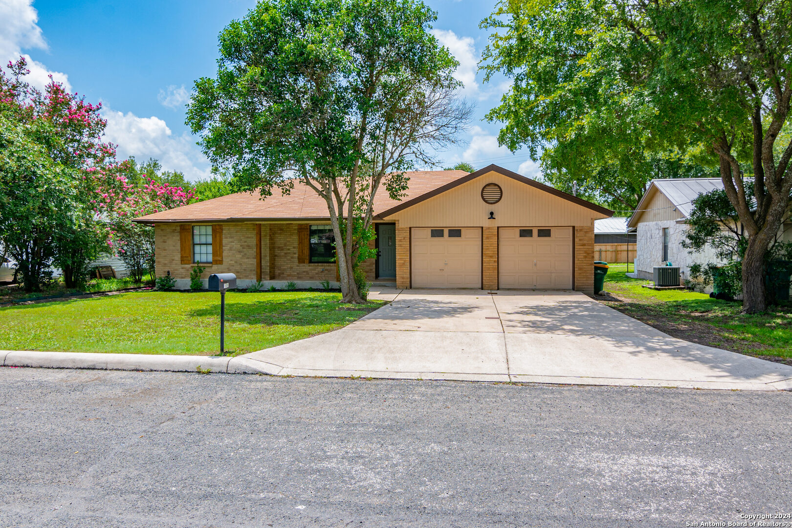 View Boerne, TX 78006 house