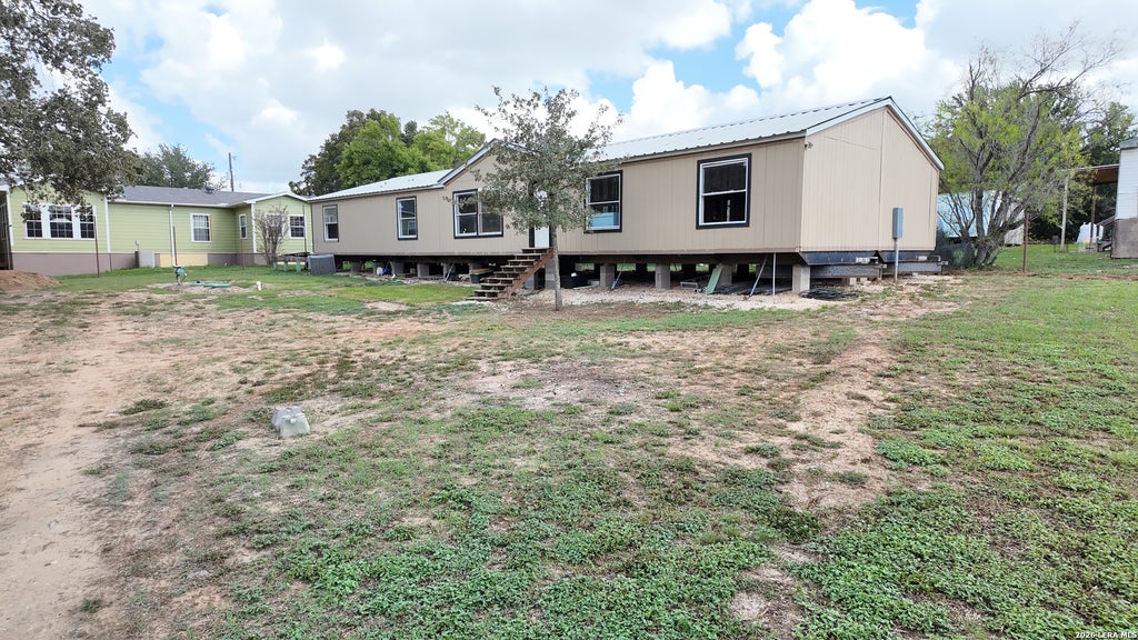 Photo of 152 CHIERO LN, Seguin, TX 78155 (MLS # 2023550)