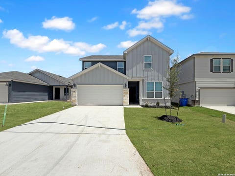 Photo of 1530 Silver Run, New Braunfels, TX 78130 (MLS # 1997313)