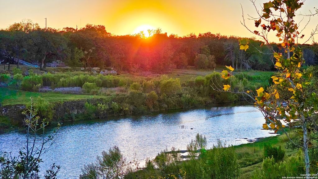Photo of 1647 Rio Ranchero, Pipe Creek, TX 78063 (MLS # 1922211)