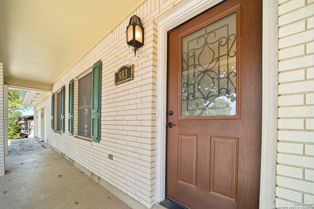 Photo of 983 Hollyhock, New Braunfels, TX 78130 (MLS # 1917853)