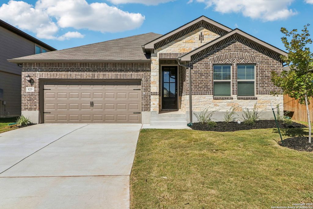 Photo of 123 Shelton Pass, Cibolo, TX 78108 (MLS # 1884193)