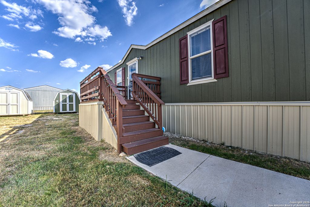 Photo of 7109 W Loop 1604 #313 313, San Antonio, TX 78254 (MLS # 1916329)