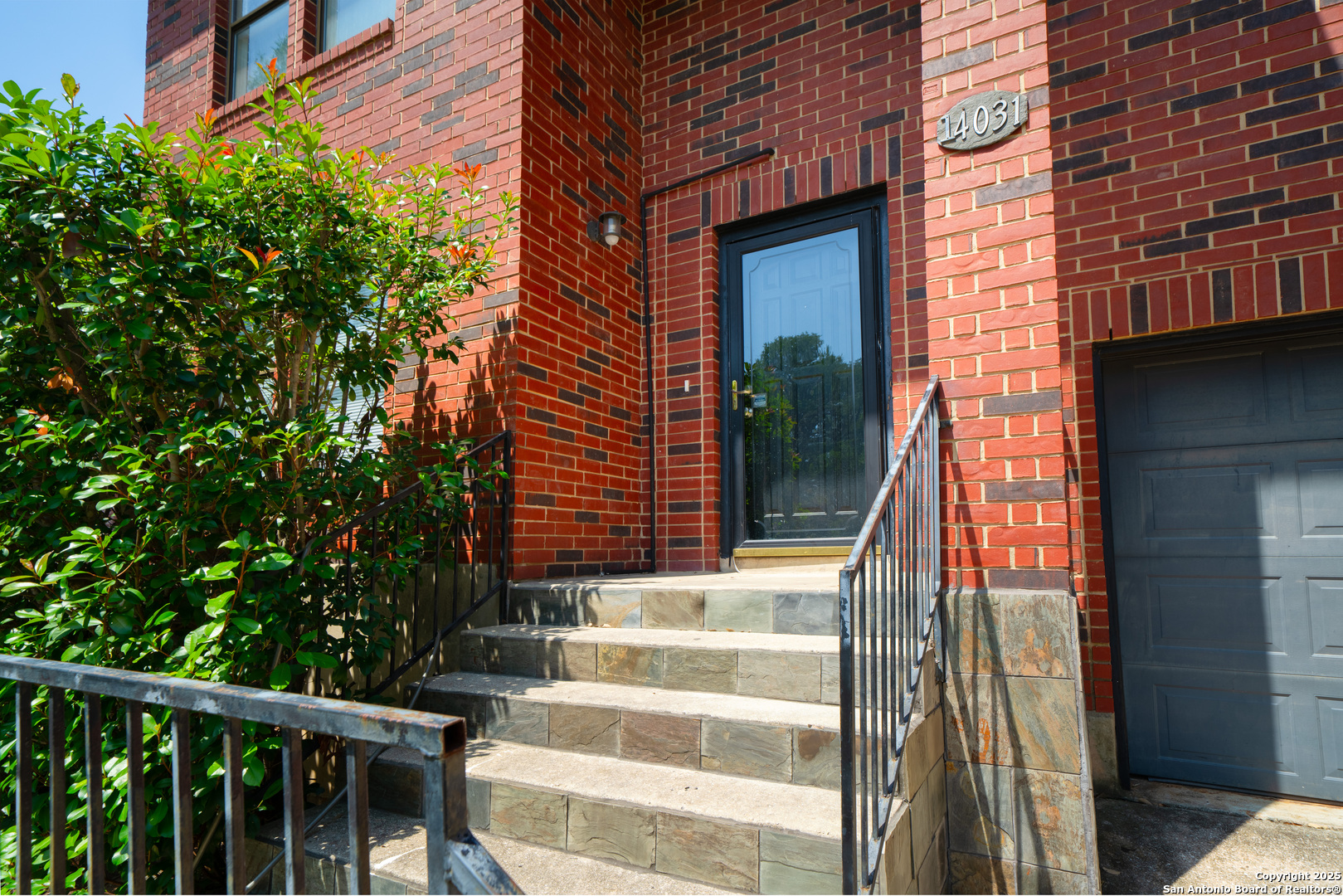14031 N Hills Village Dr