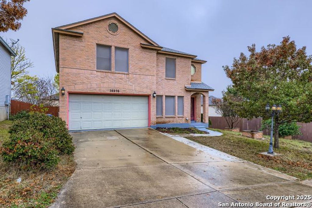 Photo of 14406 Biltmore, Live Oak, TX 78233 (MLS # 1930161)