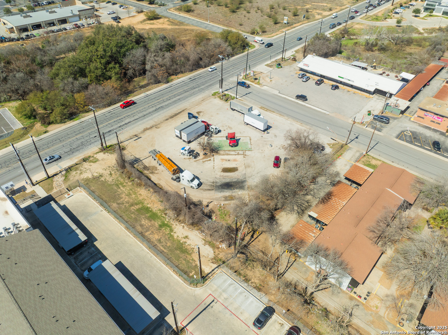 7118 S New Braunfels Ave