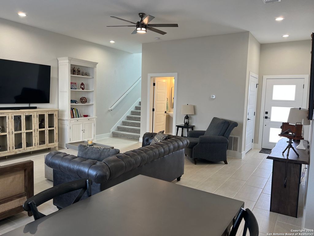 Photo of 1618 W Lawndale UNIT 15, San Antonio, TX 78209 (MLS # 1928374)