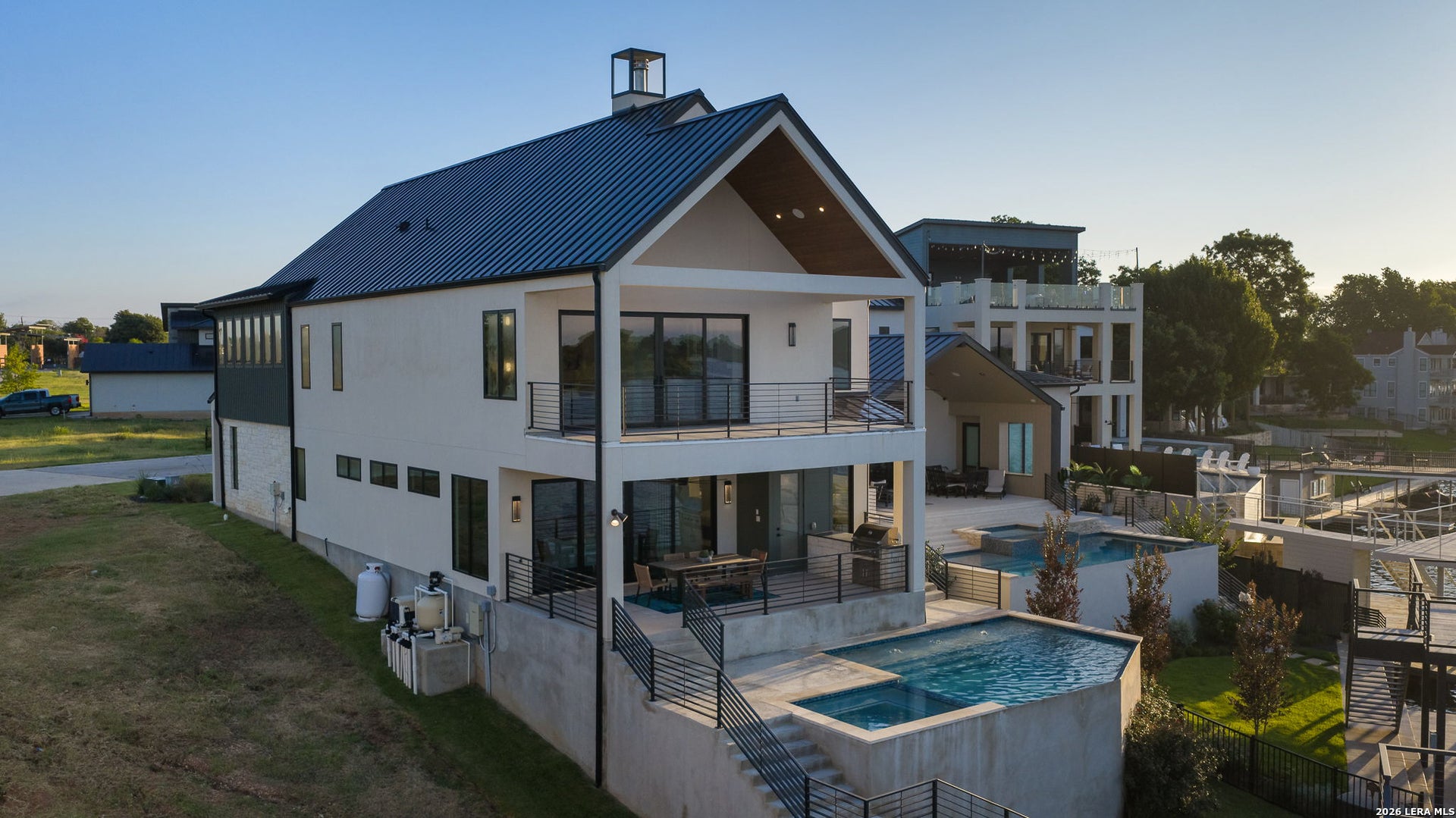 144 Riverfront Ln