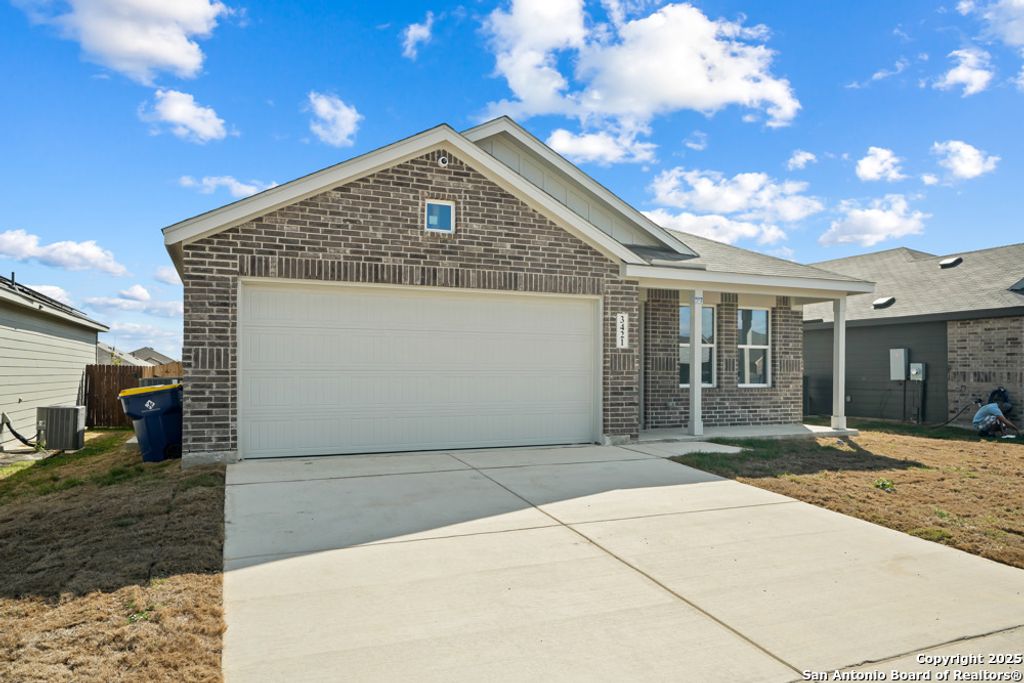 Photo of 3421 Sky Pl, Seguin, TX 78155 (MLS # 1923486)