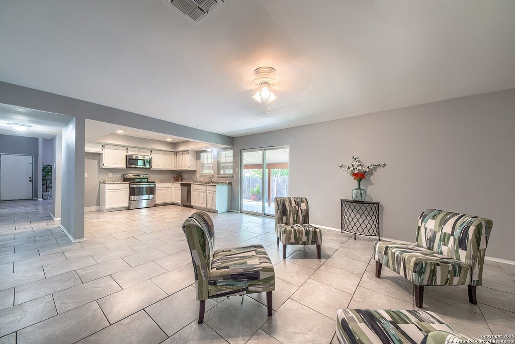 Photo of 3409 Morning Dr, Schertz, TX 78108 (MLS # 1907424)