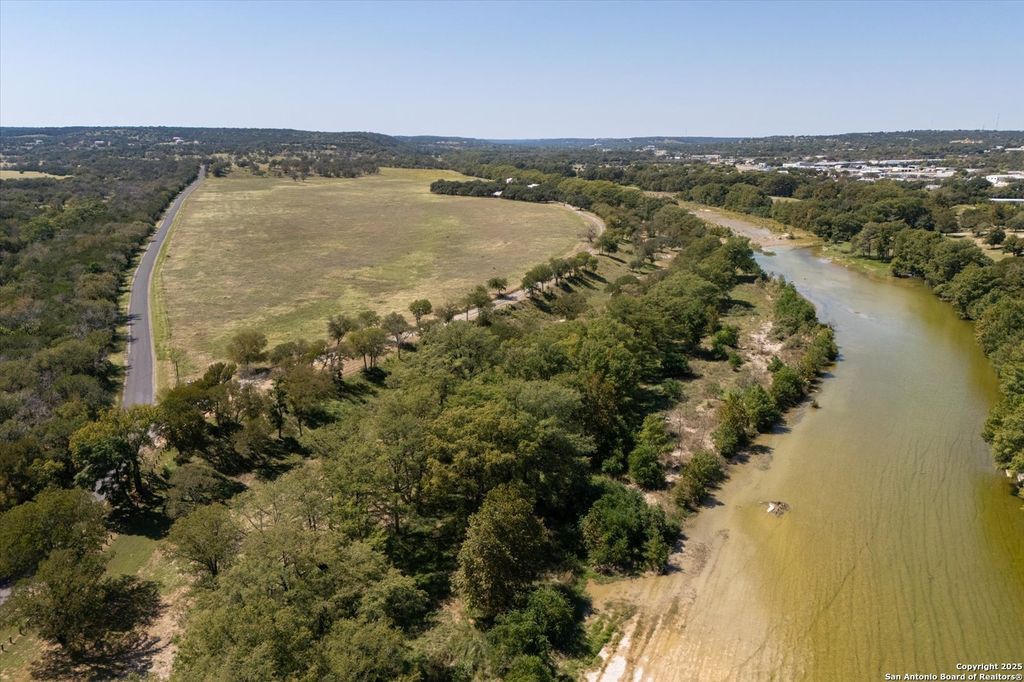 Photo of 211 Bear Creek, Kerrville, TX 78028 (MLS # 1847914)
