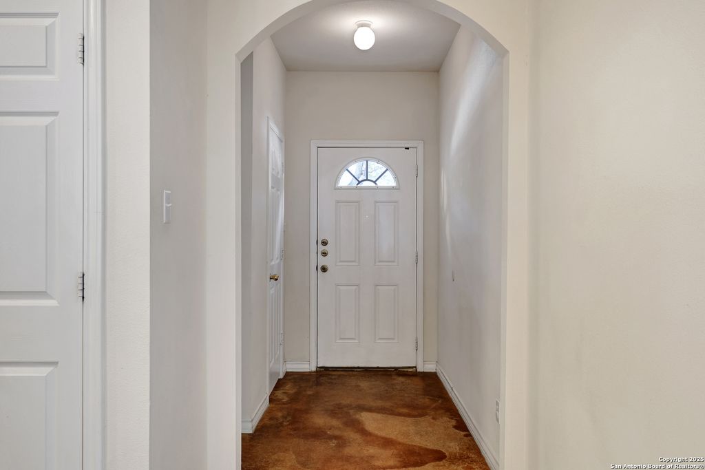 Photo of 7823 KINGSBURY WOOD 4 #4, San Antonio, TX 78240 (MLS # 1914437)